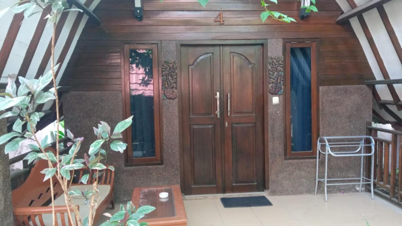 Gili Lumbung *