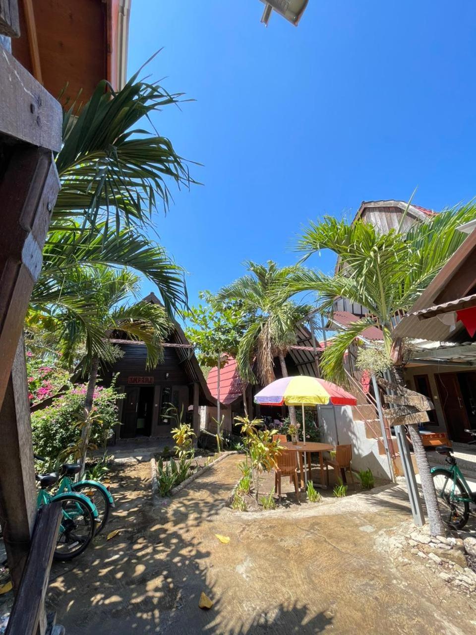 Gili Lumbung *